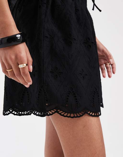 ONLY - Sorte shorts med broderede detaljer - Del af sæt, 3 af 5