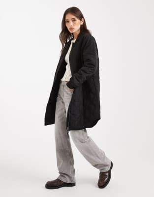 ONLY - Steppmantel in Schwarz