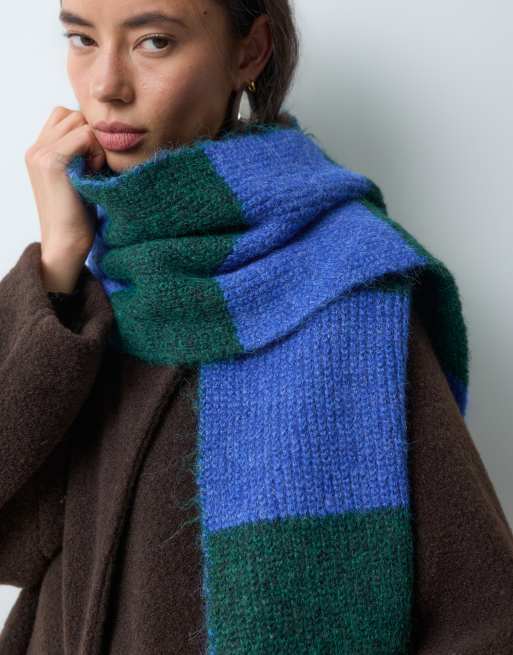 Only stickad scarf i blå- och grönrandiga ränder, 2 av 5