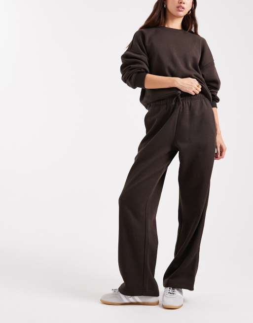 ONLY straight leg jersey joggers co-ord in brown, 2 of 5