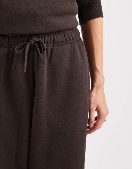 ONLY straight leg jersey joggers co-ord in brown, 5 of 5