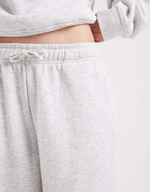 ONLY straight leg jersey joggers co-ord in light grey, 3 of 5