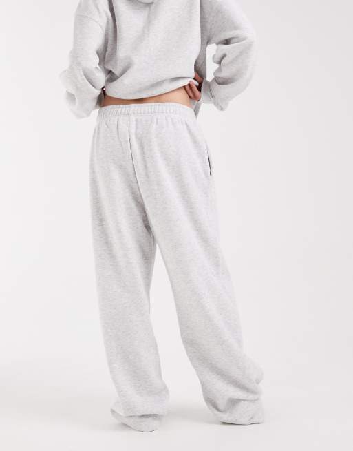 ONLY straight leg jersey joggers co-ord in light grey, 4 of 5
