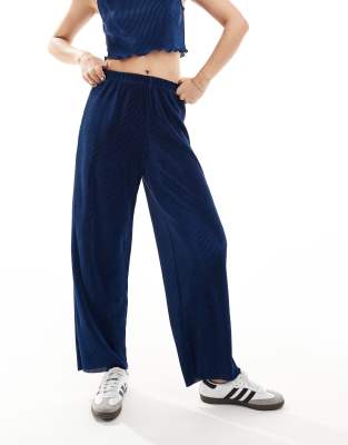 straight leg plisse pants in navy - part of a set