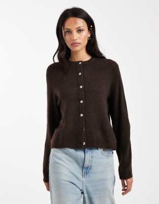 ONLY - Strickjacke in Dunkelbraun mit O-Ausschnitt-Brown