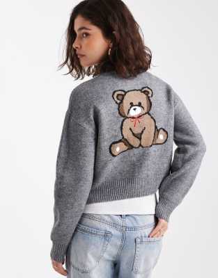 ONLY - Strickjacke in Grau mit Bärenstickerei