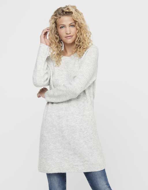 ONLY – Strickkleid in Hellgrau meliert