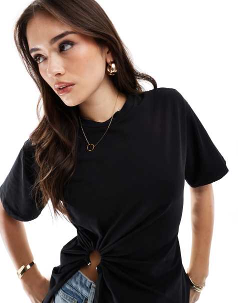 ONLY – Svart t-shirt med rynkade detaljer och ring - view 1