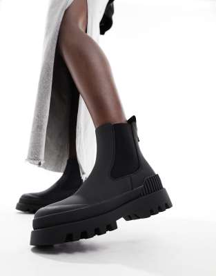 ONLY – Svarta, vattentäta boots med grova platåsulor - view 1