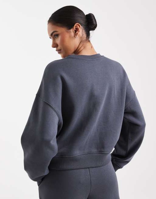 ONLY – Sweatshirt in Blau mit Farbverlauf, überschnittenen Schultern und Rundhalsausschnitt, Kombiteil, 4 von 4