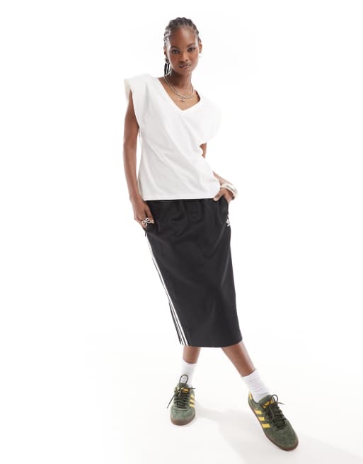 Only - T-shirt bianca con spalline imbottite e scollo a V , 3 di 4