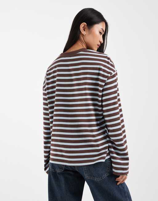 Only - T-shirt oversize a maniche lunghe blu pallido e marrone a righe, 4 di 4