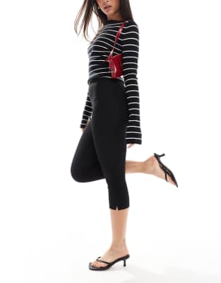 ONLY ONLY tailored capri trousers in black