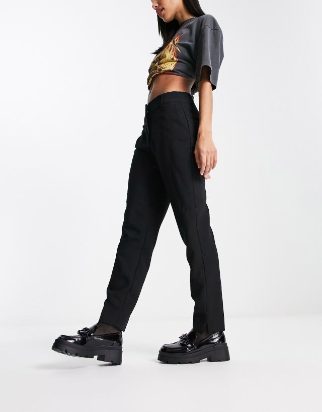 ONLY - tailored cigarette trousers in black