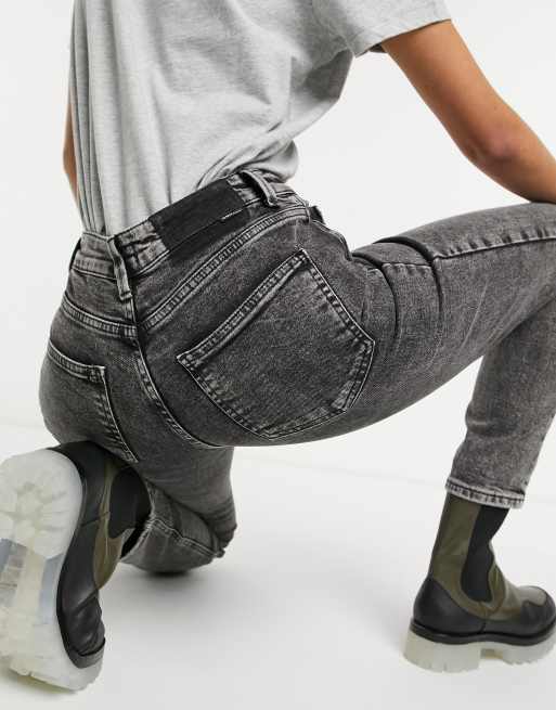 Only Tall – Erica – Schmale Jeans mit geradem Bein in schwarzer Acid-Waschung, 3 von 4