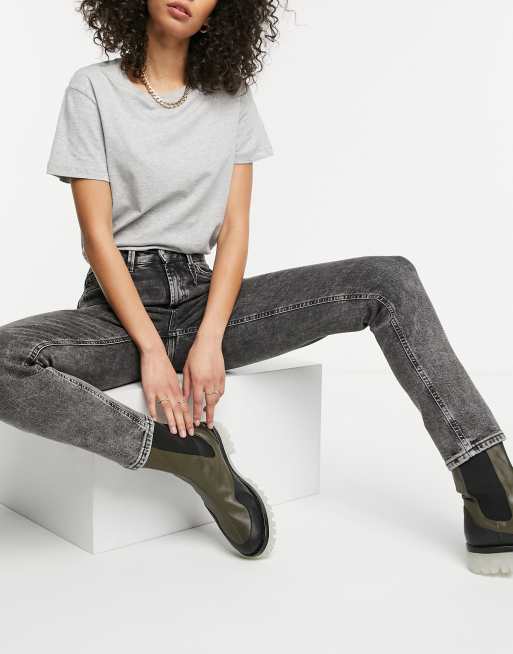 Only Tall – Erica – Svarta stentvättade jeans med smal passform och raka ben, 4 av 4