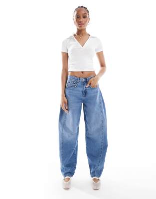 Only Tall ONLY Tall horseshoe barrel leg jeans with seam detail in mid blue denim