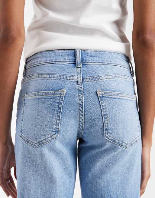 ONLY Tall – Judy – Jeans in hellem Denimblau mit niedrigem Bund und weitem Bein, 5 von 5