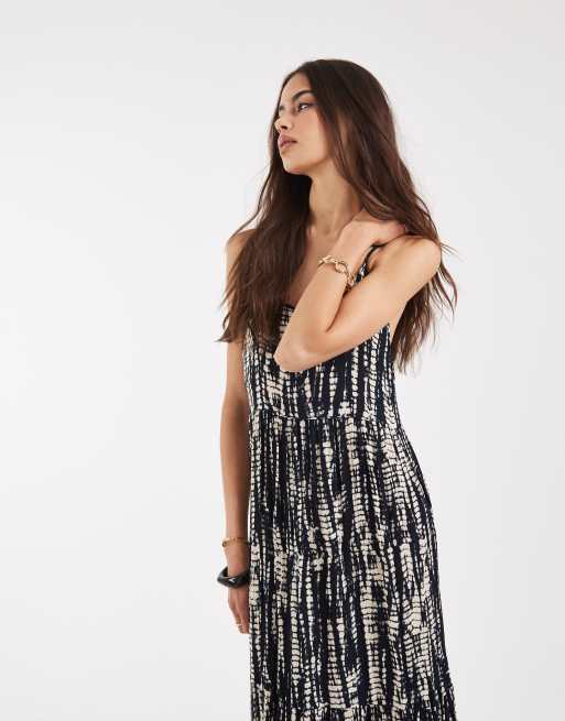 ONLY Tall maxi dress in abstract navy print, 4 of 4