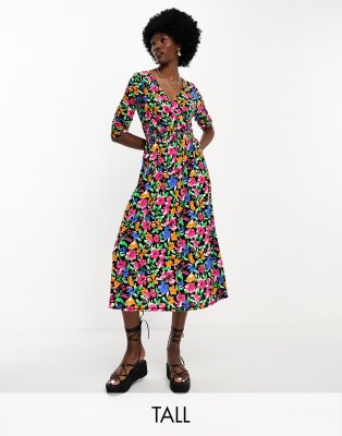 Only Tall - Midi-Wickelkleid mit mehrfarbigem Blumenmuster-Bunt