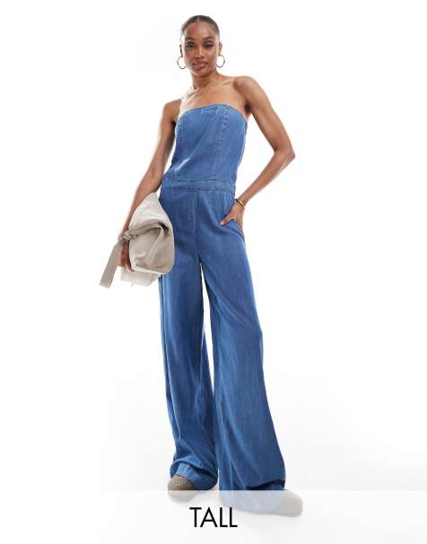ONLY Tall – Niebieski kombinezon jeansowy z dekoltem bandeau i szerokimi nogawkami - view 1