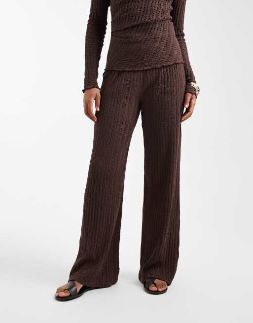 ONLY Tall - Pantalon d'ensemble ample en tissu texturé - Chocolat, 4 de 5