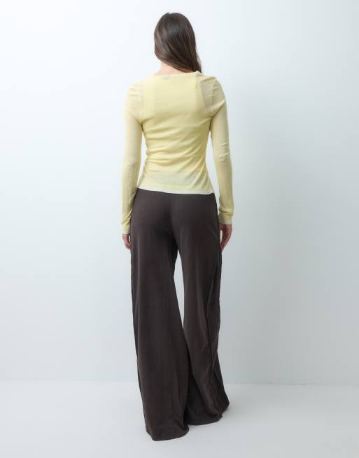 ONLY Tall pantalones de pernera ancha en marrón chocolate, 5 de 5