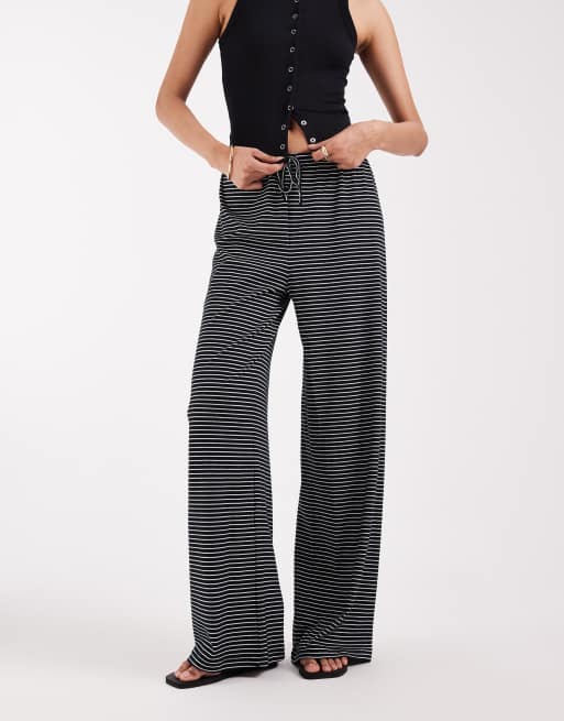 ONLY Tall - Pantaloni neri a righe, 2 di 5
