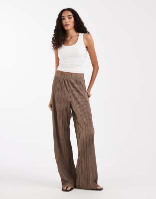 Only Tall ONLY Tall plisse wide leg trousers in light brown