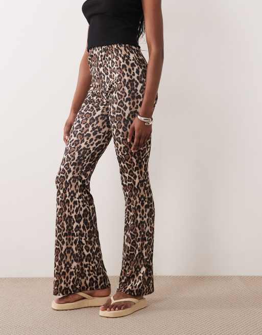 ONLY Tall ribbed flare pants in leopard print, 2 of 5