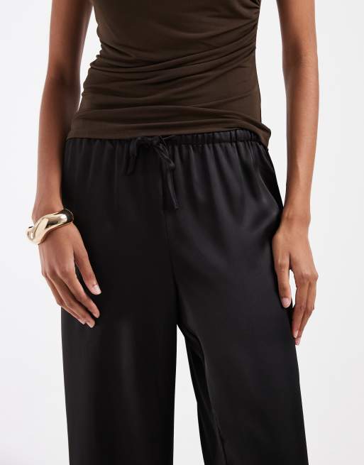 ONLY Tall satin pull on trousers in black, 4 of 5