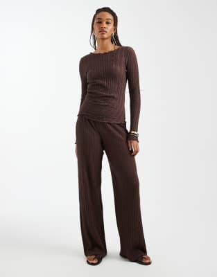 ONLY Tall - Strukturierte Hose in Schokobraun mit weitem Bein, Kombiteil-Brown