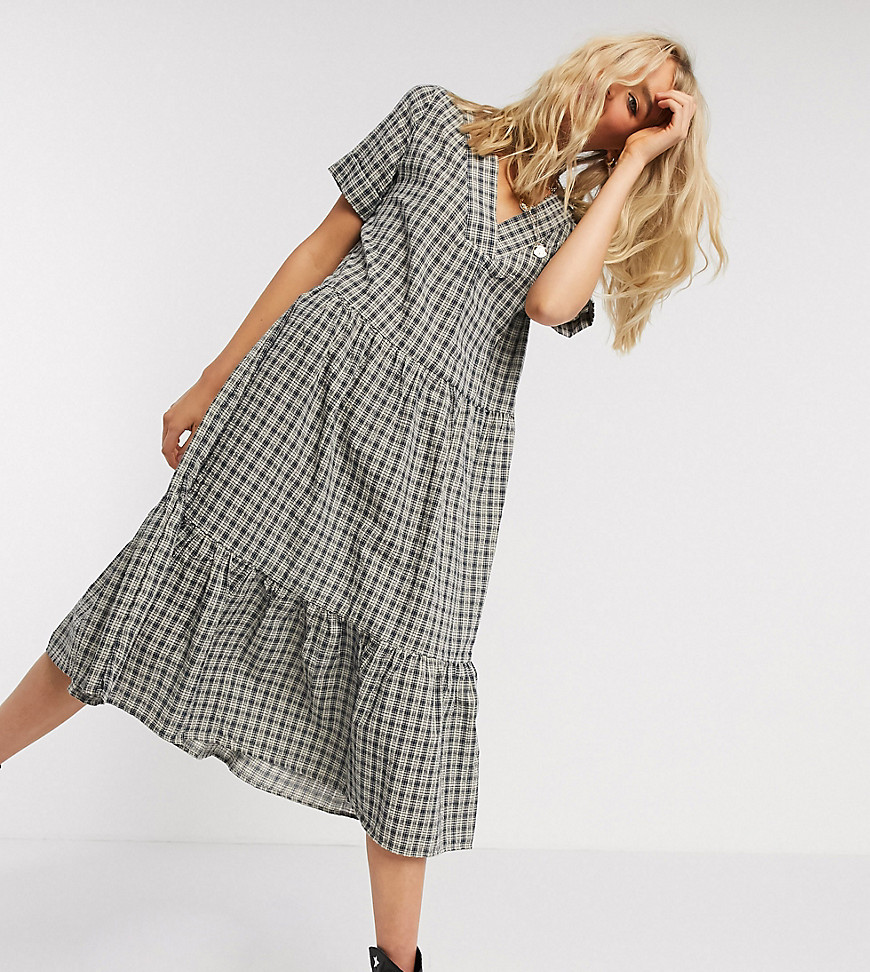 Only Tall tiered midi dress in grey check-Multi