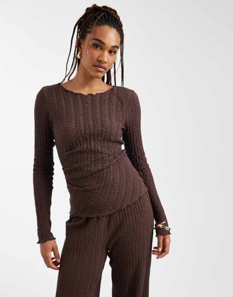 ONLY Tall - Top met lange mouwen en gerimpeld detail in chocoladebruin, deel van co-ord set - view 1