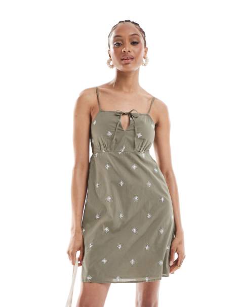 ONLY Tall - Vestito con spalline sottili corto kaki con dettaglio ricamato - view 1