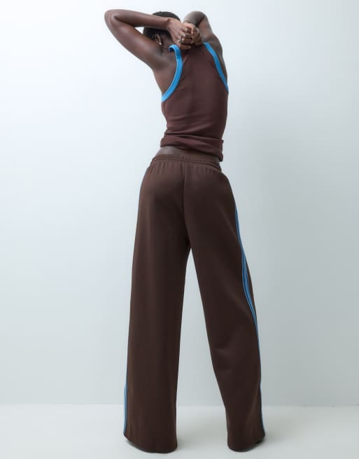 ONLY Tall wide leg pants with blue side stripe in chocolate brown, 3 of 5