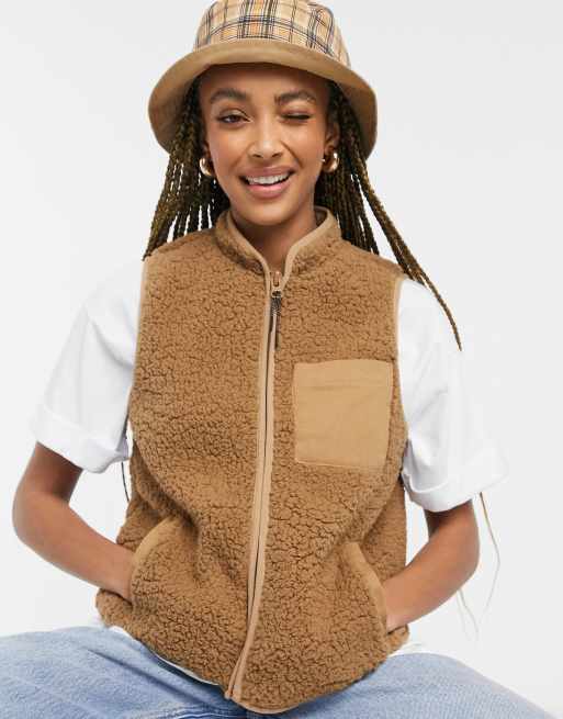 Only teddy vest with patch pocket in tan