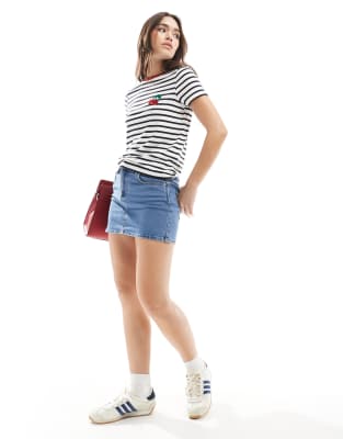 ONLY TEXTURED CHERRY DETAIL T-SHIRT 