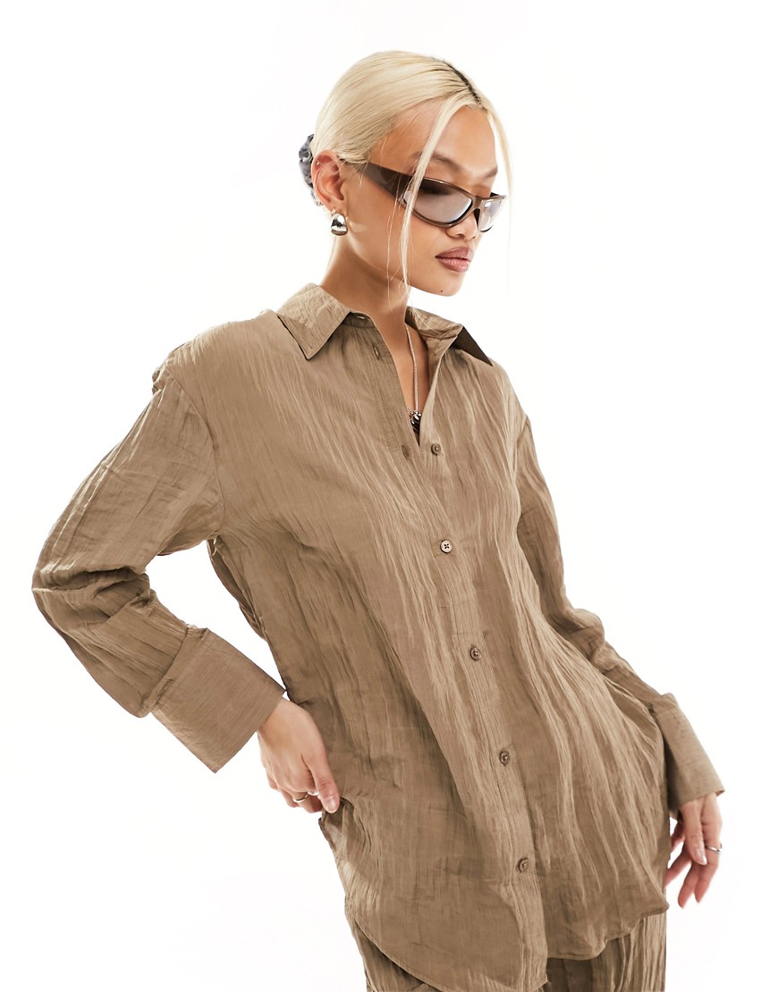 Only Textured Shirt In Light Brown - Part Of A Set