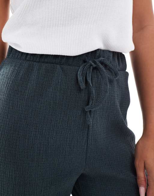 ONLY textured tie waist wide leg trouser in grey, 5 of 5
