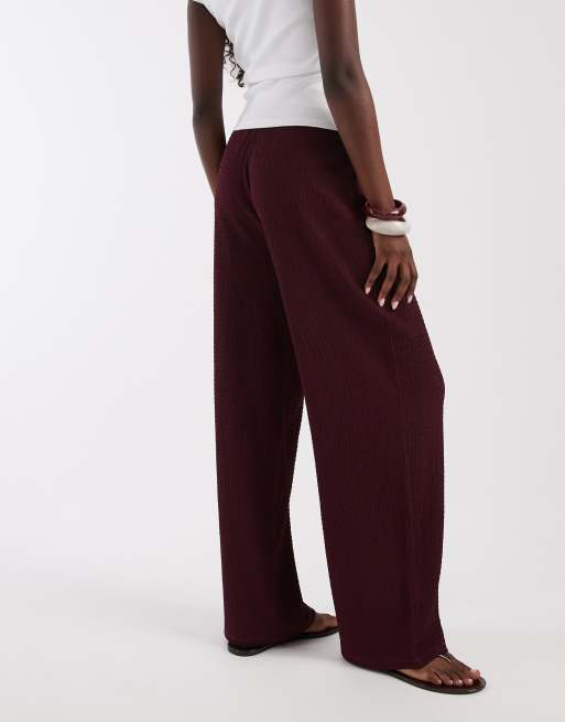 ONLY textured wide leg trousers in burgundy, 4 of 5