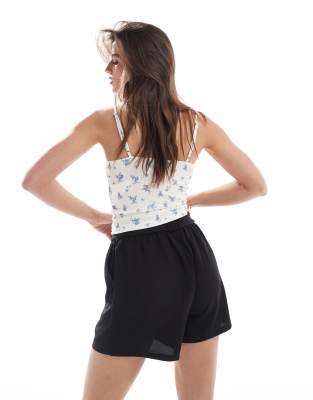 ONLY TIE WAIST SHORTS