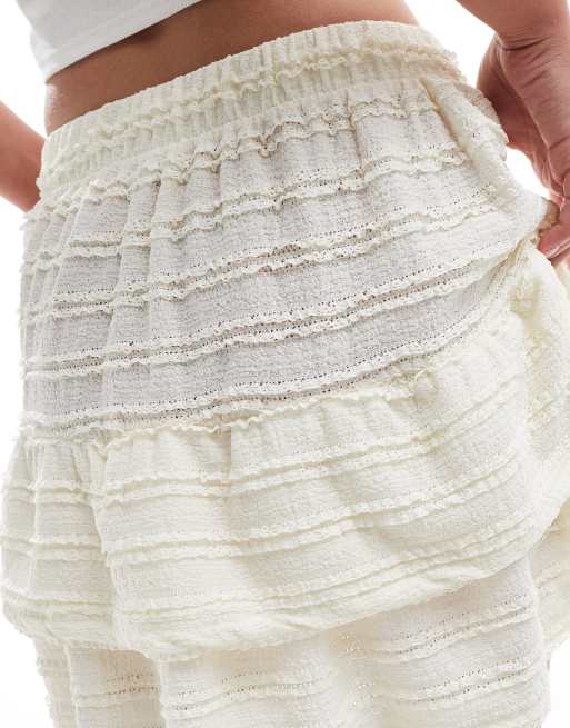 ONLY tiered frill mini skirt in cream, 3 of 5