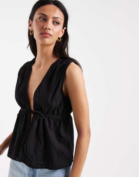 ONLY - Top negro con diseño bordado y lazada delantera - view 1