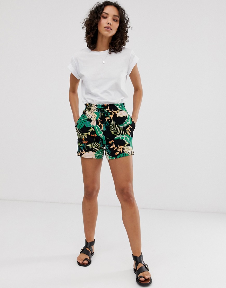 Only tropical print shorts-Black