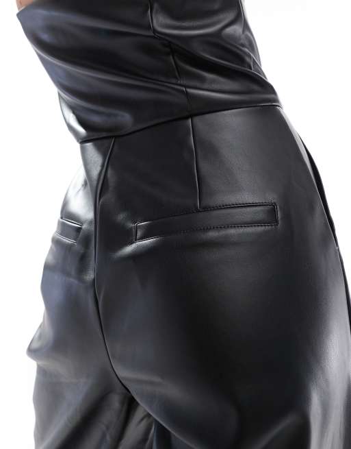 ONLY - Tuta jumpsuit in pelle sintetica nera, 3 di 4