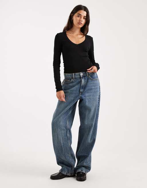 ONLY v neck long sleeve boxy top in black, 2 of 4