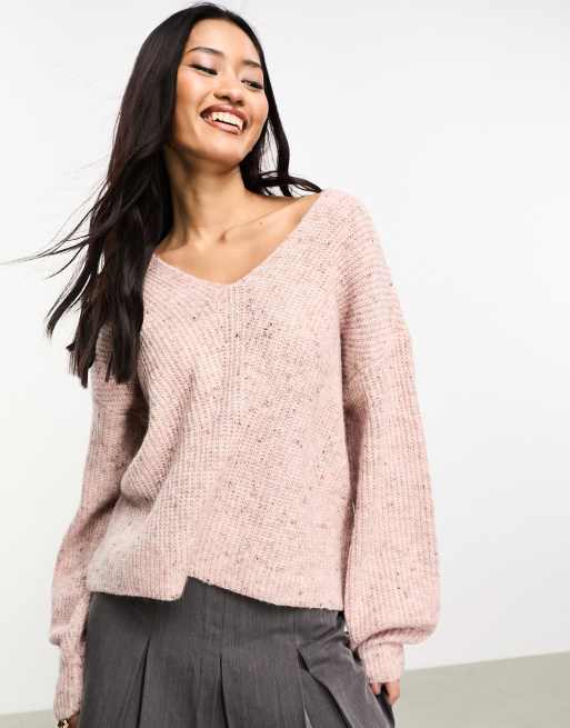 Pale pink outlet knitwear