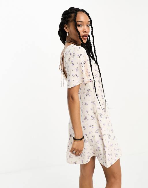 Urban outfitters hotsell white floral dress