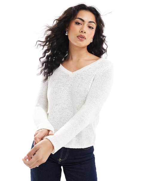 ONLY v-neck textured knitted jumper in stone - view 1